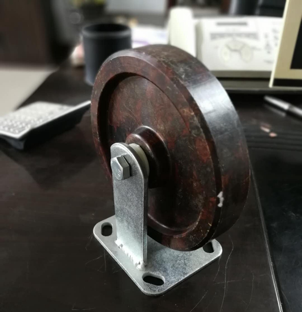 煙熏爐專用耐高溫腳輪